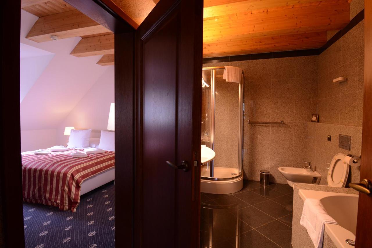 Hotel Hradna Brana Bratislava Eksteriør bilde