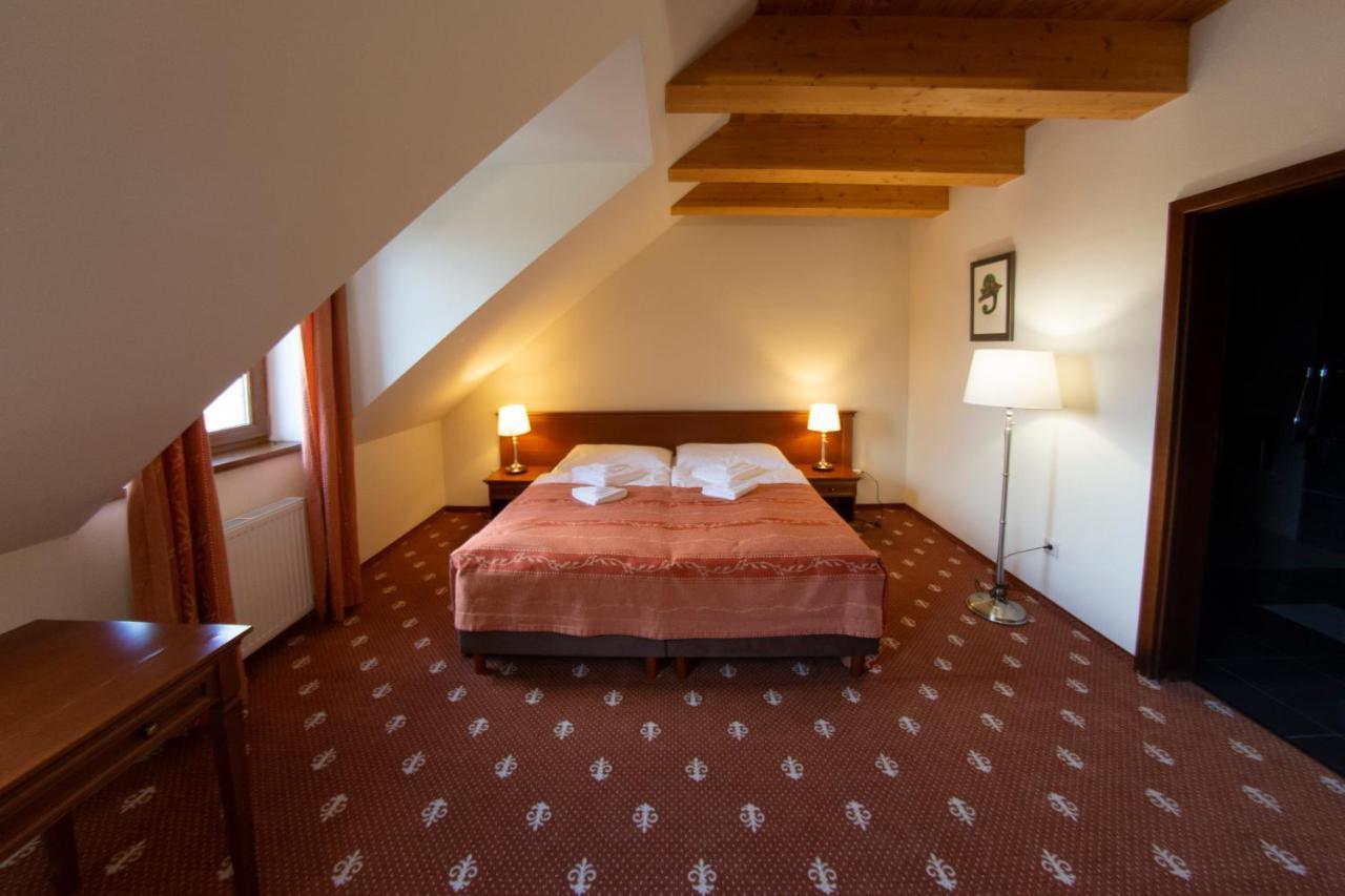 Hotel Hradna Brana Bratislava Eksteriør bilde