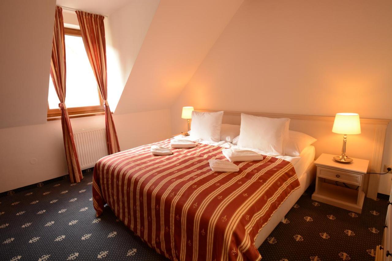 Hotel Hradna Brana Bratislava Eksteriør bilde