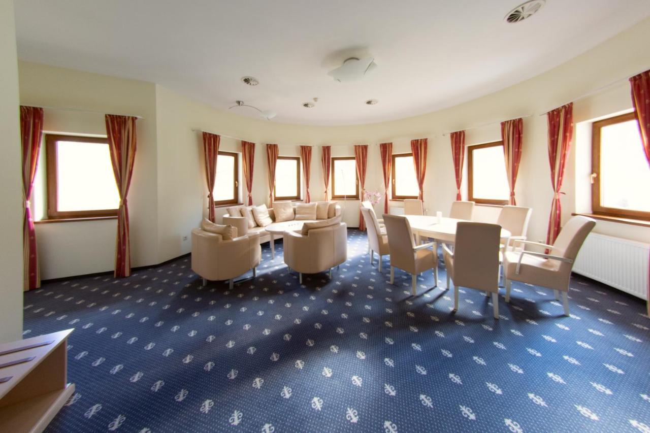 Hotel Hradna Brana Bratislava Eksteriør bilde