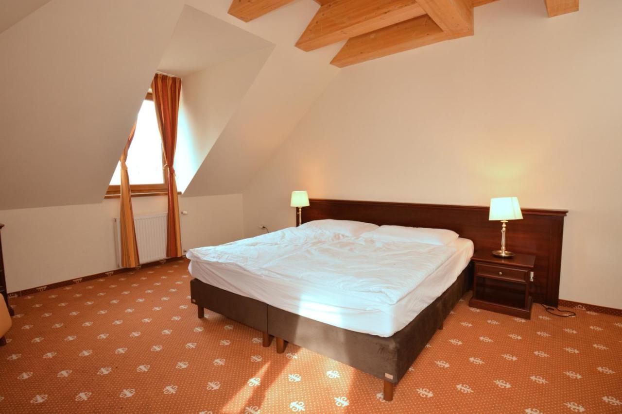 Hotel Hradna Brana Bratislava Eksteriør bilde