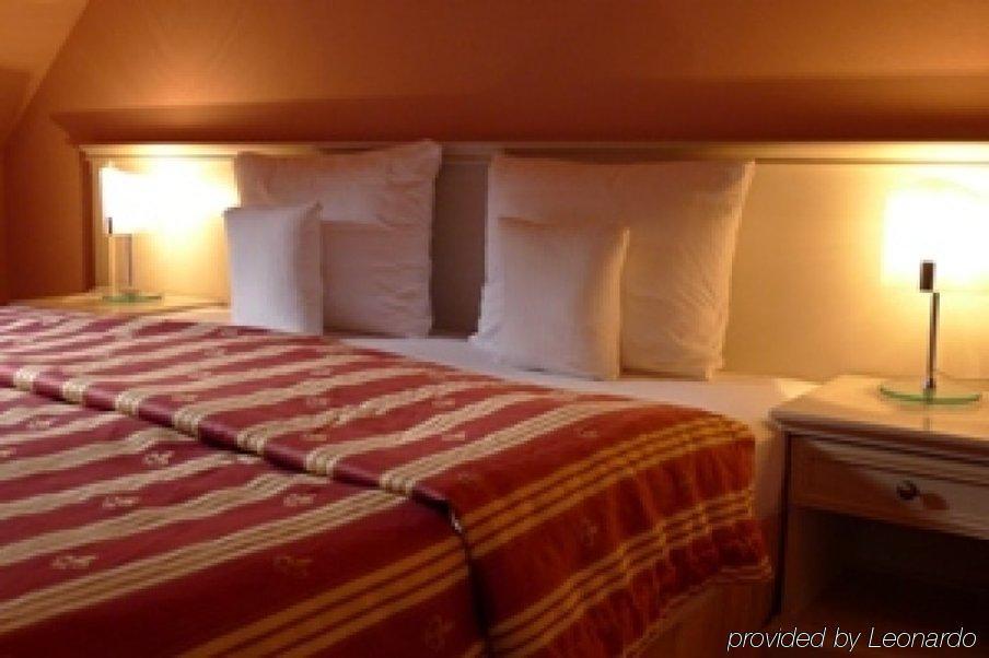 Hotel Hradna Brana Bratislava Rom bilde