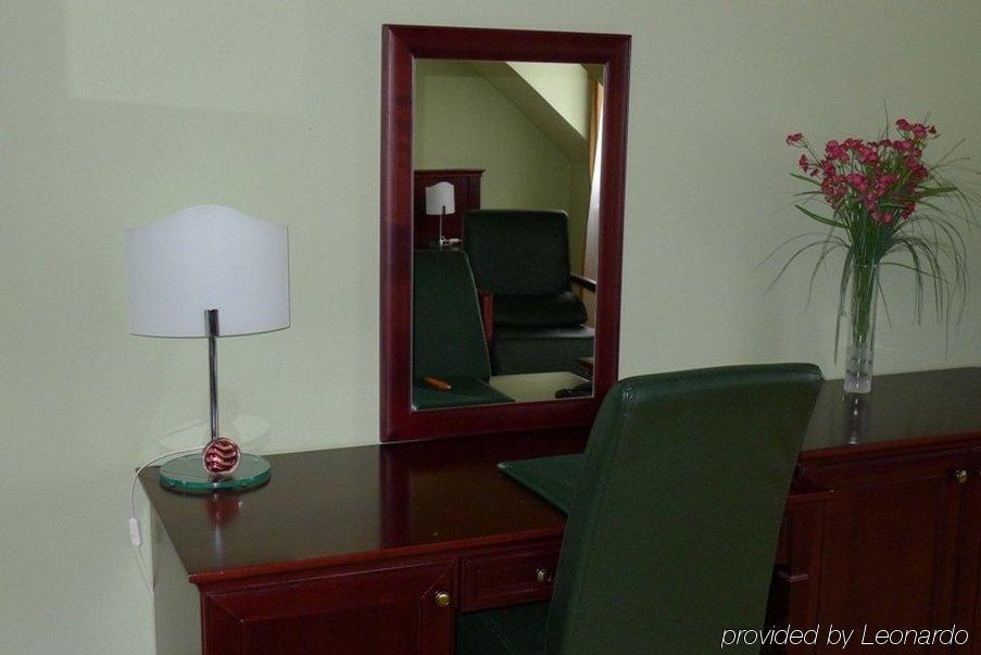 Hotel Hradna Brana Bratislava Rom bilde